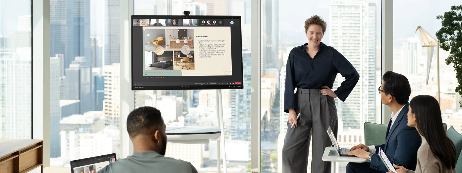 消除混合式團隊的樊籬，讓他們能融洽地受到每個人的語音、臉孔和構想的吸引。Surface Hub 2S 是強大的會議平台，可讓每個團隊在任何地方開會，而且經過 Microsoft Teams 的認證。